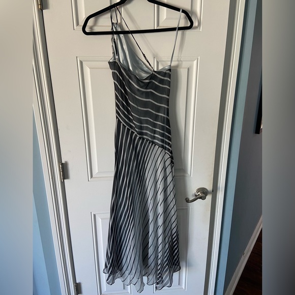 BCBG dress - Picture 2 of 6